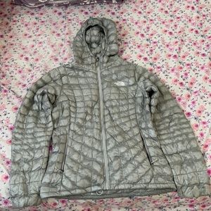 ❌ FINAL SALE ❌ The North Face Women jacket